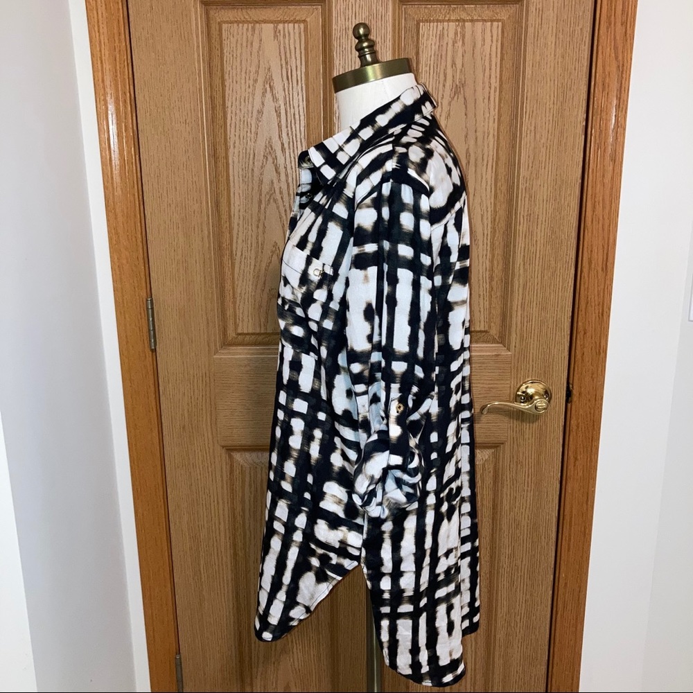 Calvin Klein button down tunic - Picture 3 of 6